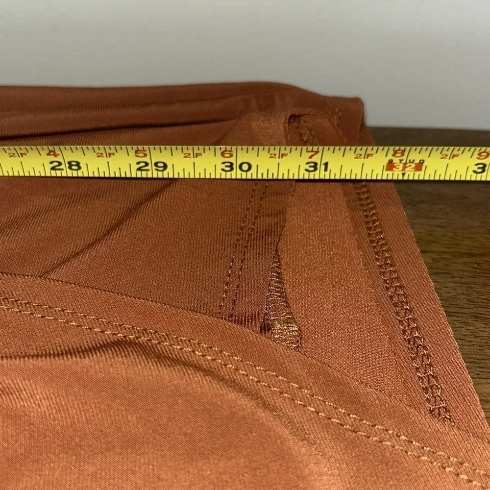 Windsor: Bodycon Dress in Cognac: Size S/M - Picture 4 of 7